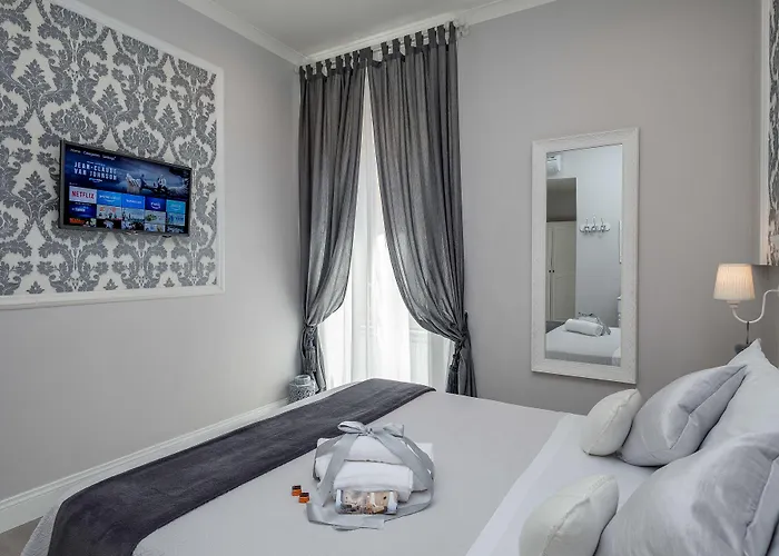 Charme & Chic Prestige Oda ve Kahvaltı 4*
