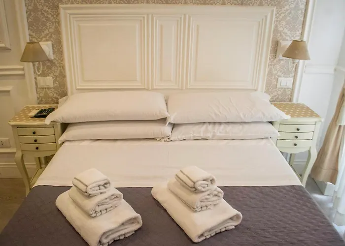 Charme & Chic Prestige Oda ve Kahvaltı 4*