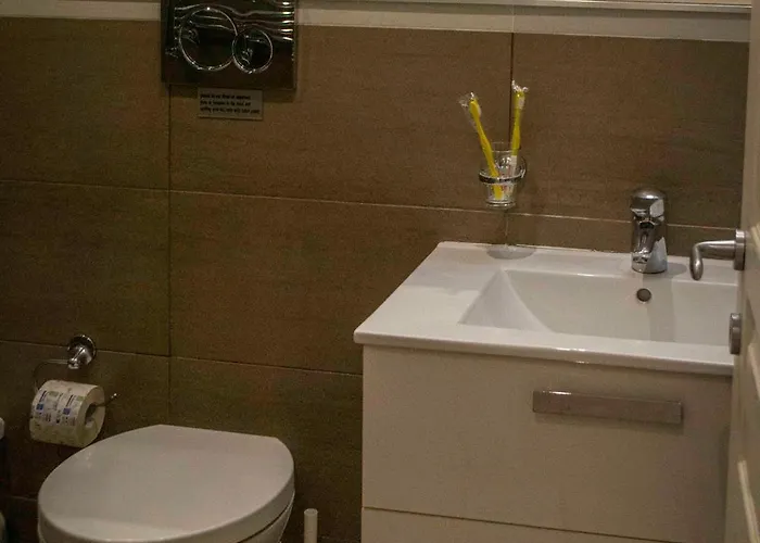 Charme & Chic Prestige Oda ve Kahvaltı 4*